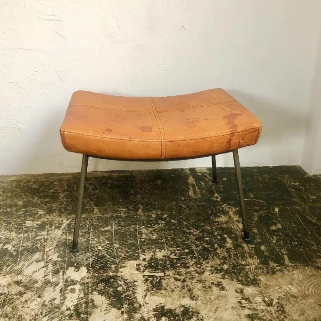 FURROWED-LEATHER STOOL トラックファニチャー（トラック