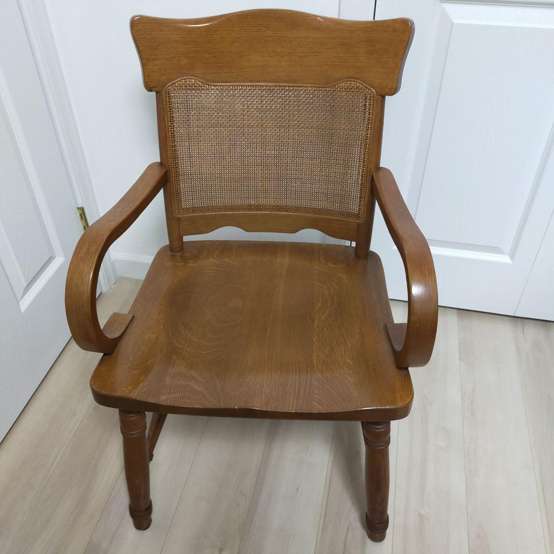 【希少＆高級】柏木工　KASHIWA ダイニングチェア　アームチェア CHIC ARM CHAIR｜柏木工｜コンフォートQ｜阪急百貨店の
