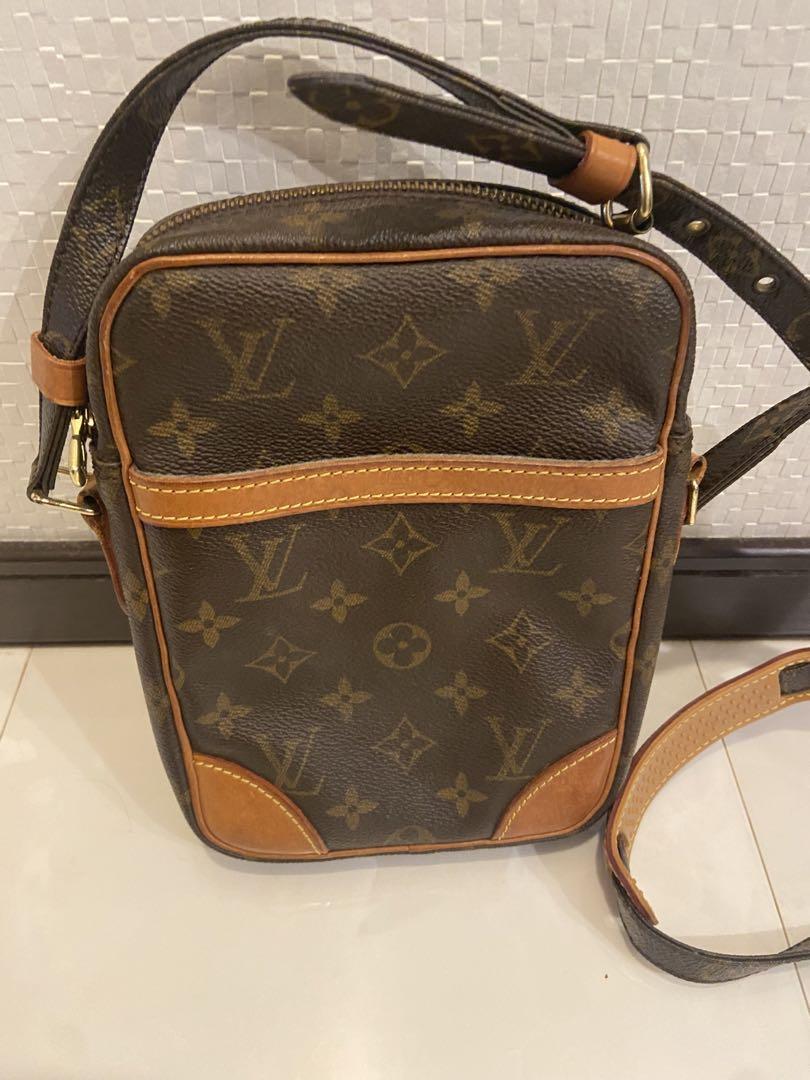 美品 Louis Vuitton ダヌーブ モノグラム ショルダーバッグ ルイヴィトンダヌーブ PM 43036 黒 メンズ レザー ショルダー