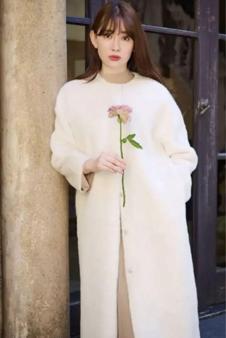 【美品】herlipto faux fur reversible coat Herlipto Faux Fur Reversible Coat（ハンガー付）（Madison