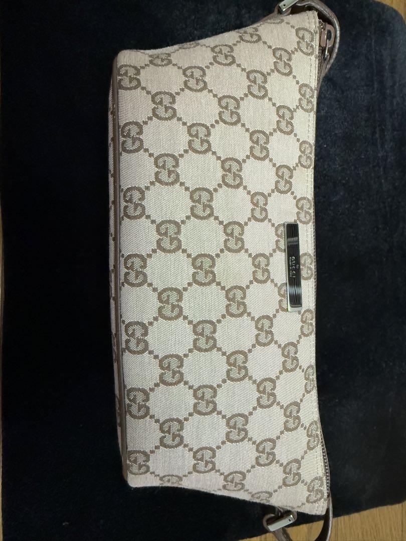 GUCCI グッチアクセサリーポーチ　FROM JAPAN GUCCI グッチ アクセサリーポーチ ハンドバッグ 039 1103 3903