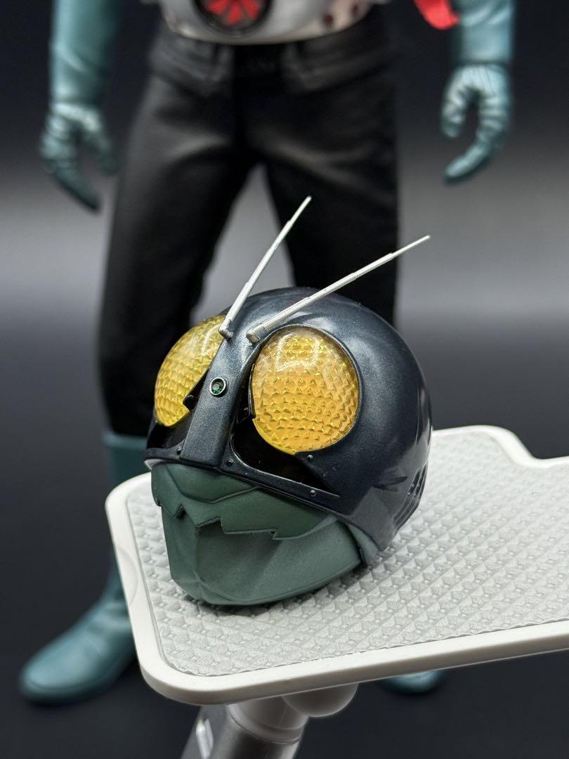 仮面ライダー旧1号　デラックスタイプ2001 メディコムトイ　藤岡弘、フィギュア フィギュア 英雄列伝 仮面ライダー1号 藤岡弘｜トレファクONLINE