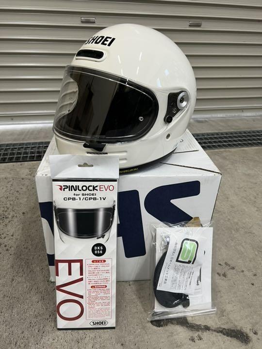 ショウエイ　グラムスター　XL ホワイト SHOEIのフルフェイスヘルメット「Z-8」「グラムスター」に新たな