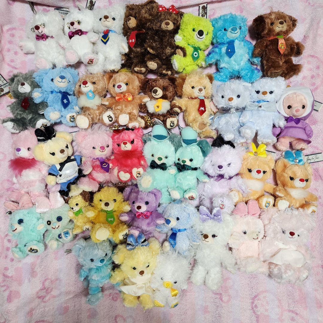 ディズニー公式　ユニベアシティ　キーチェーン　　初期　３６体セット　バラ売り不可 ディズニー公式 ユニベアシティ キーチェーン 初期 36体セット