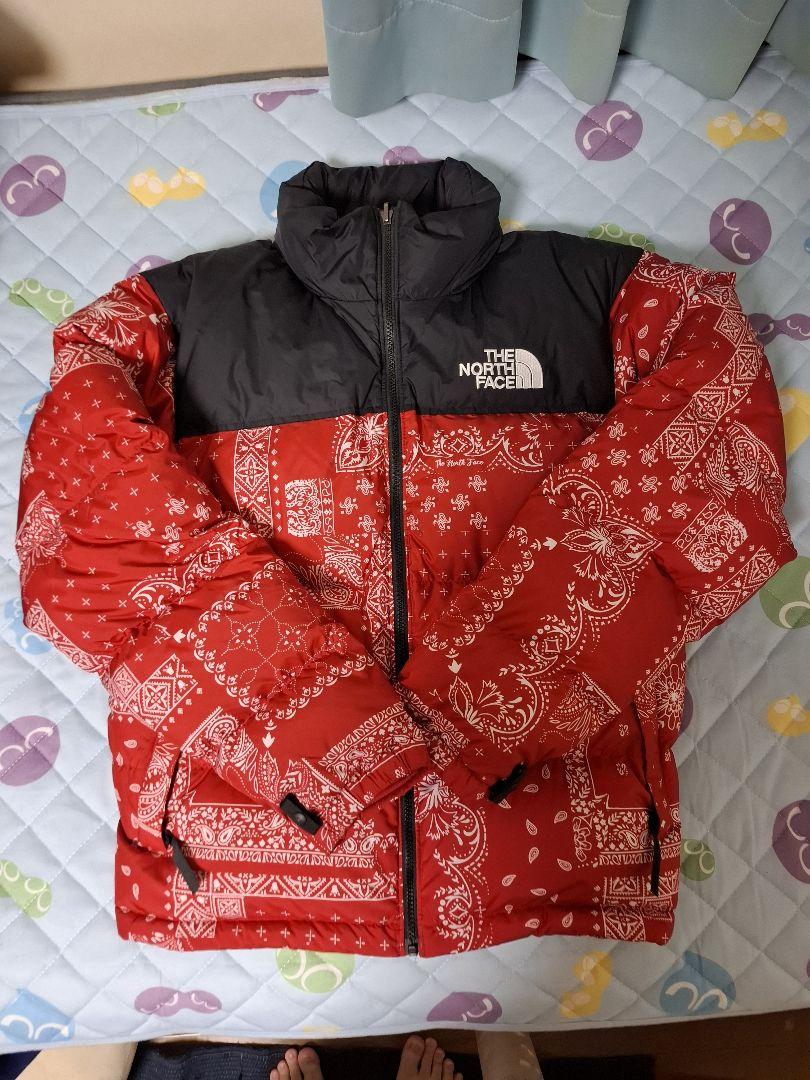 THE NORTH FACE バンダナ柄ダウンジャケット　ヌプシ 新品L】ノースフェイス ダウンジャケット 海外限定 ヌプシダウン