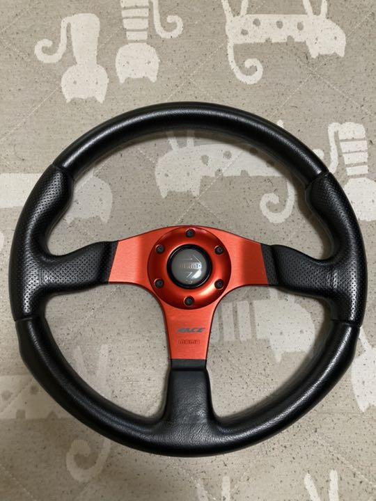 正規品　MOMO RACE モモ レースステアリングホイール 35 レッド　美品 正規品 MOMO ステアリング ドリフティング 35パイ レッド