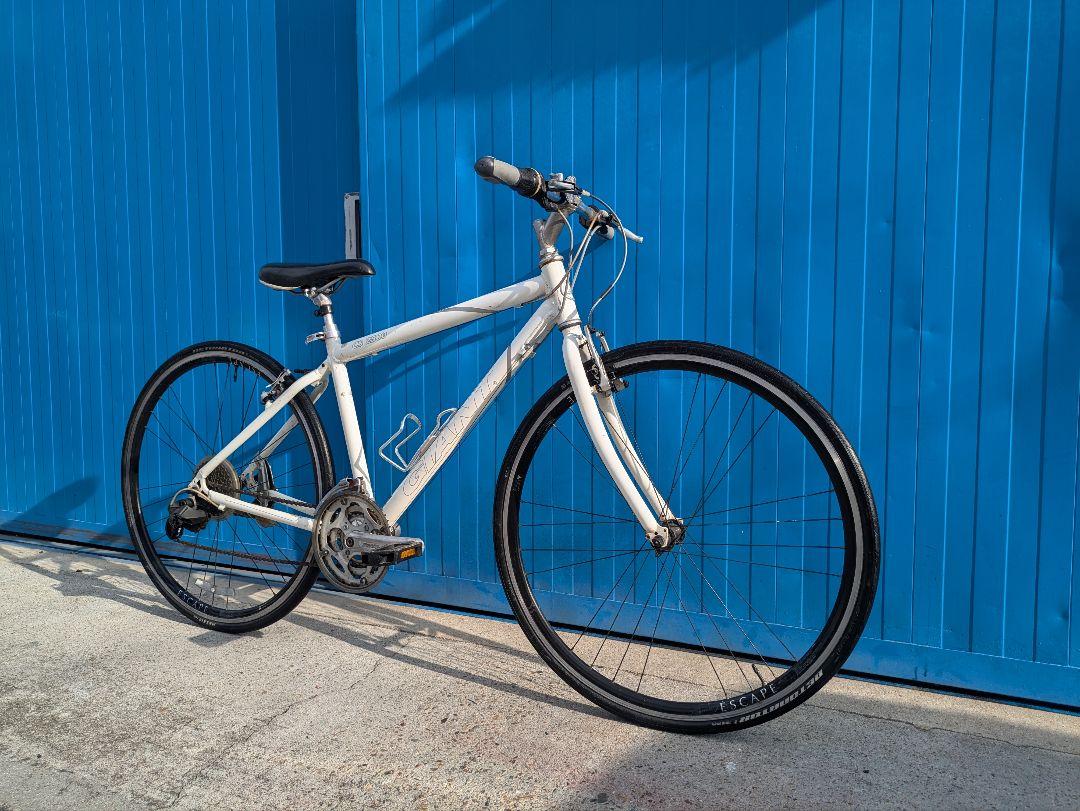 GIANT　クロスバイク 中古　自転車　アルミ　440　名古屋配送無料 GIANT クロスバイク 中古 自転車 アルミ 440 名古屋配送無料