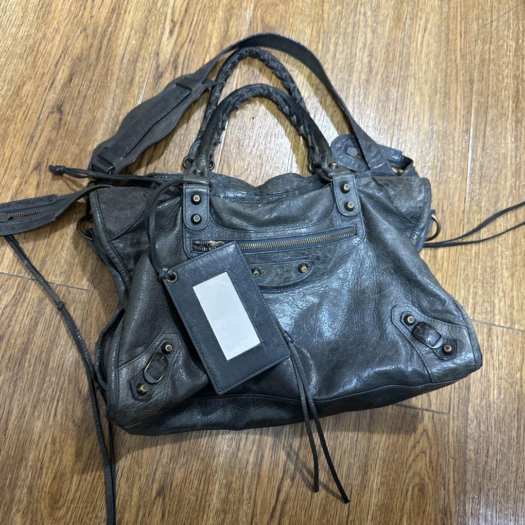 balenciaga バレンシアガ　シティ　ミディアム　バッグ balenciaga バレンシアガ シティ ミディアム バッグ（人気急上昇
