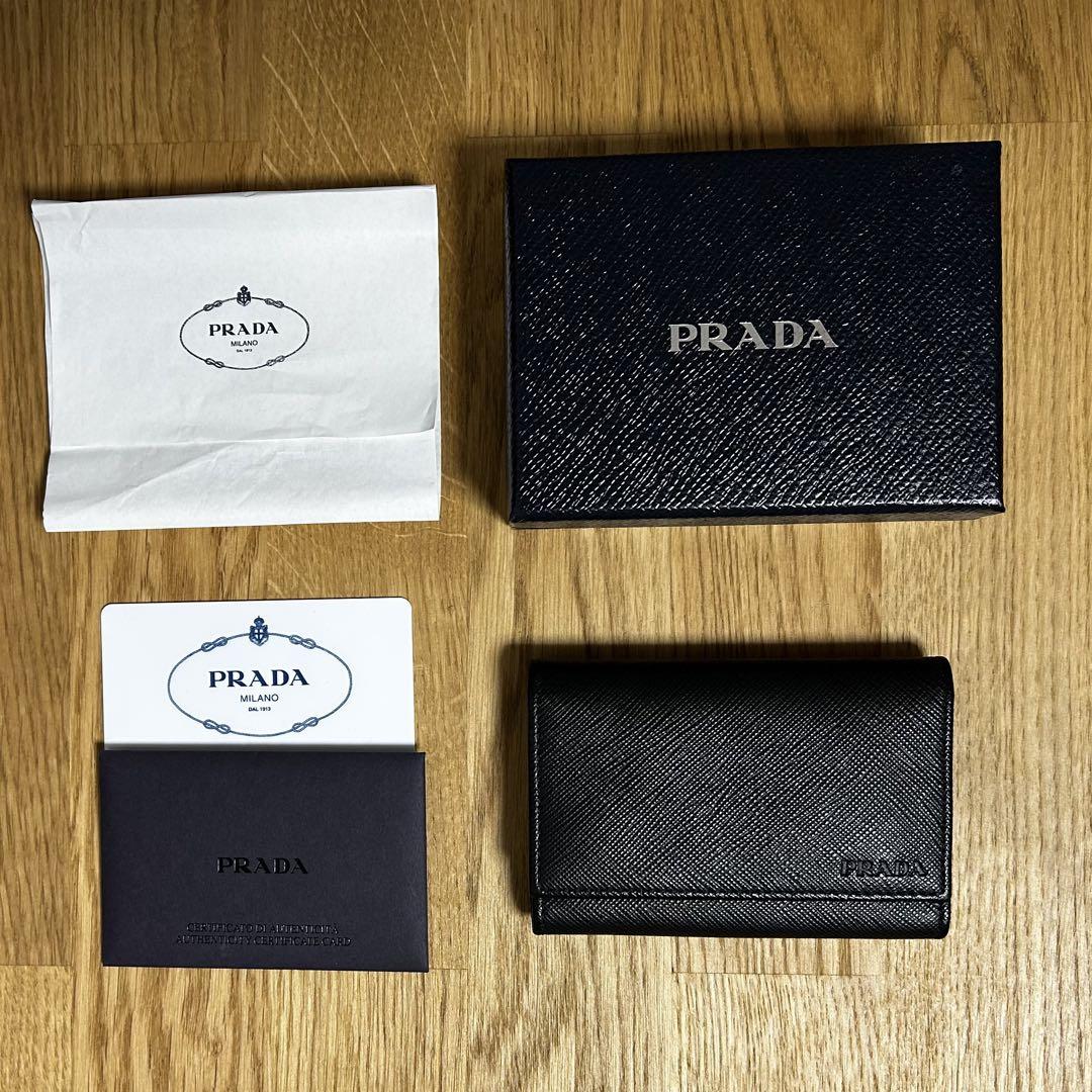 PRADA サフィアーノ キーケース （クーポン】プラダ カード