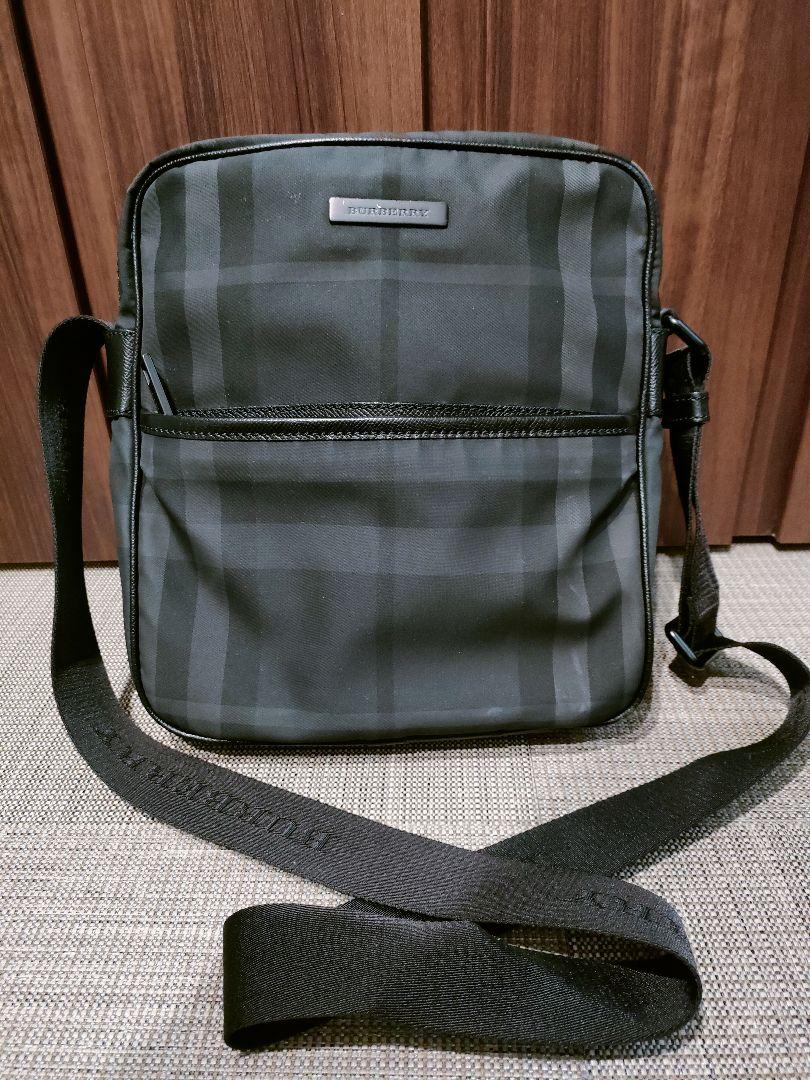 Burberry メンズショルダーバック Burberry(バーバリー) ショルダーバッグ(メンズ) - 海外通販のBUYMA
