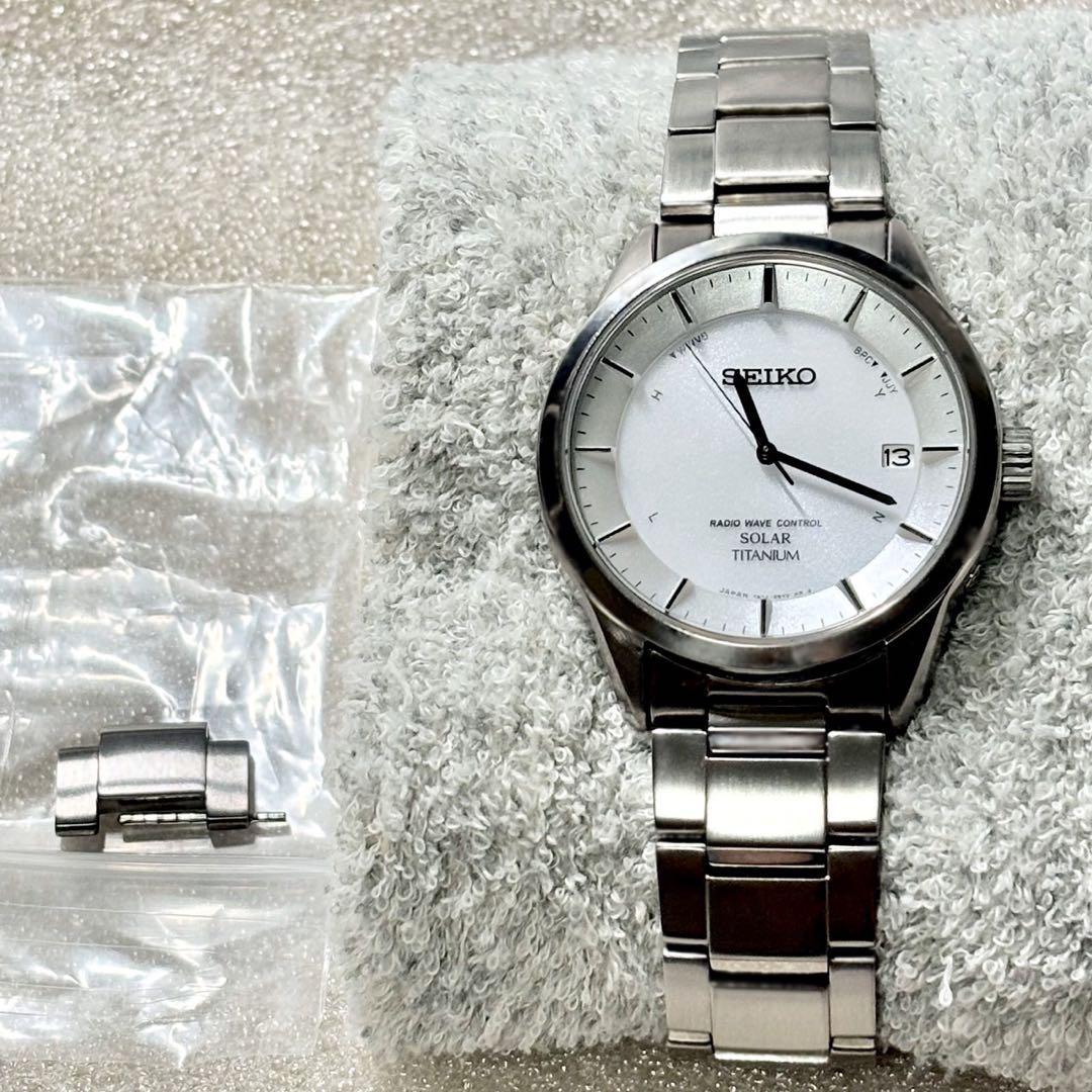 SEIKO ソーラー電波 7B24 SBTM207 総チタニウム製 超美品 SEIKO ソーラー電波 7B24 SBTM207 総チタニウム製 超美品