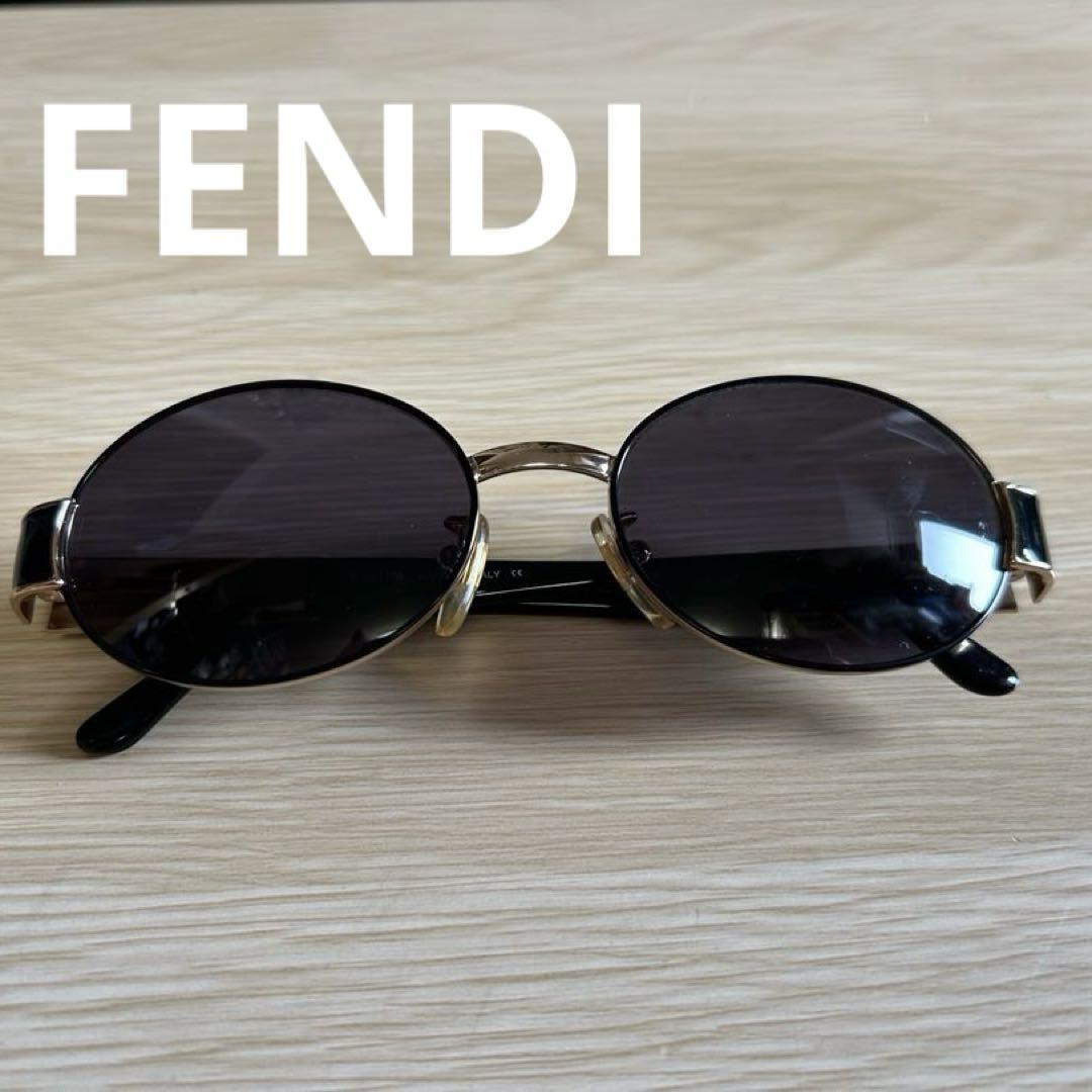 FENDI オーバル型 サングラス ブラック 楽天市場】フェンディ FENDI サングラス オーバル型 2WAY FF