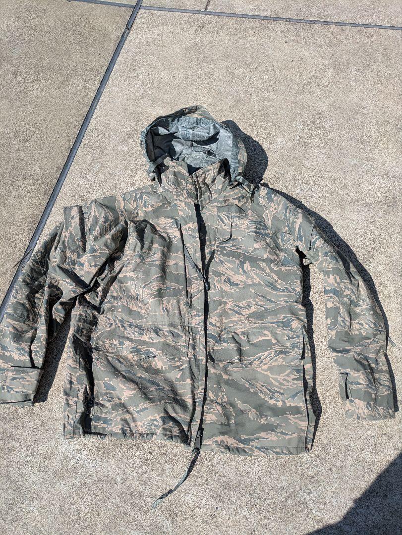 実物/米海兵隊GORE-TEX 迷彩ジャケット.Medium-short 実物/米海兵隊GORE-TEX 迷彩ジャケット.Medium-short 個人装備