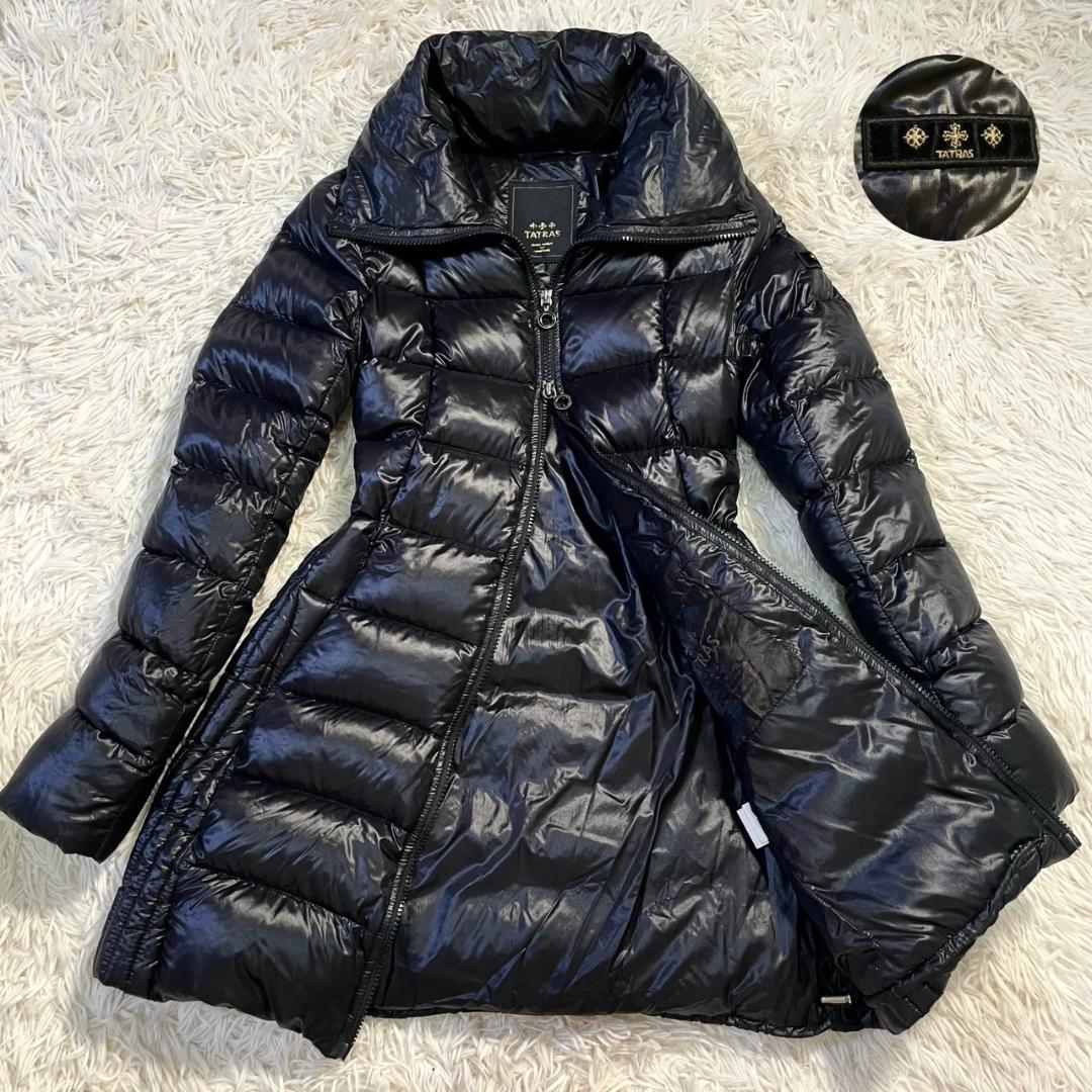 タトラス SARIN ダウンコート Aライン ロゴ ナイロン ブラック