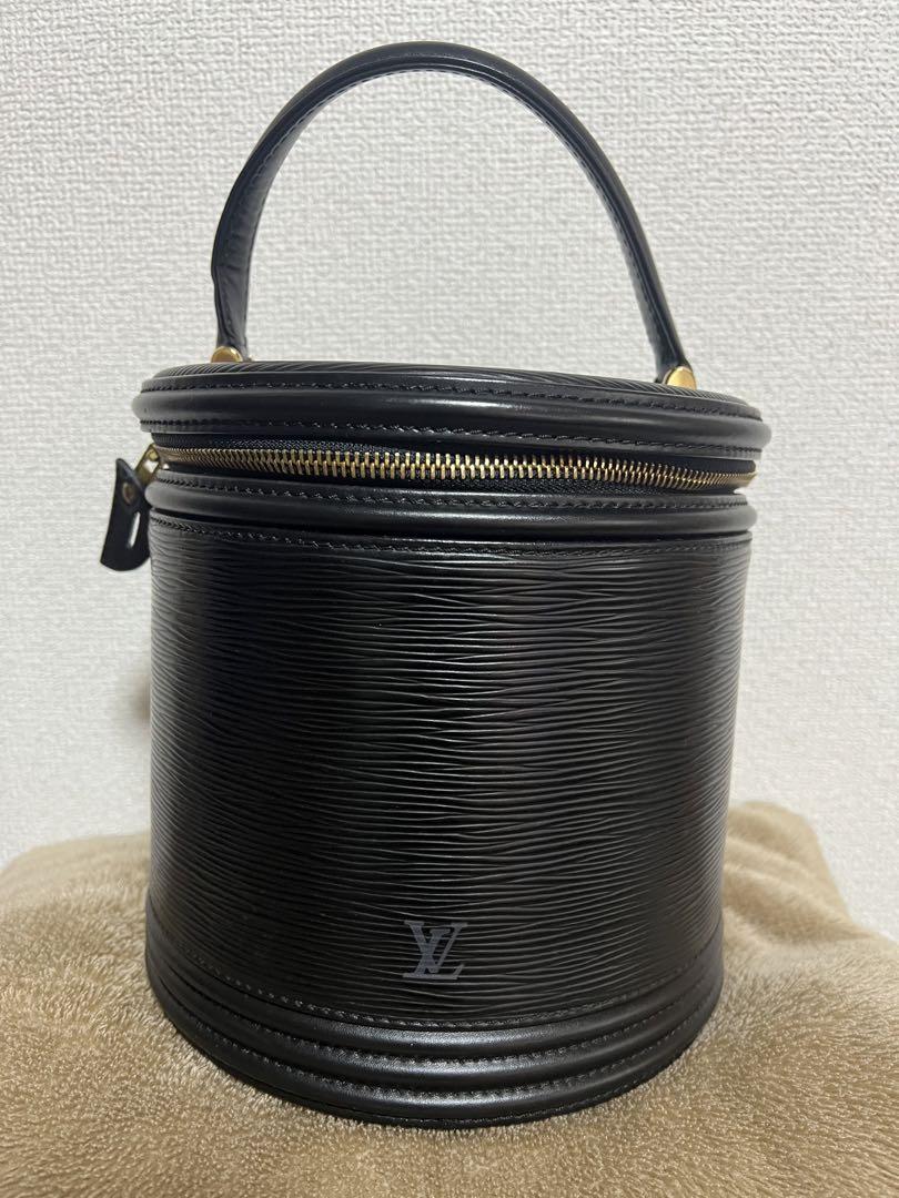 ルイヴィトン　エピ　カンヌ　ブラック LOUIS VUITTON ルイヴィトン エピ カンヌ ハンドバッグ ブラック