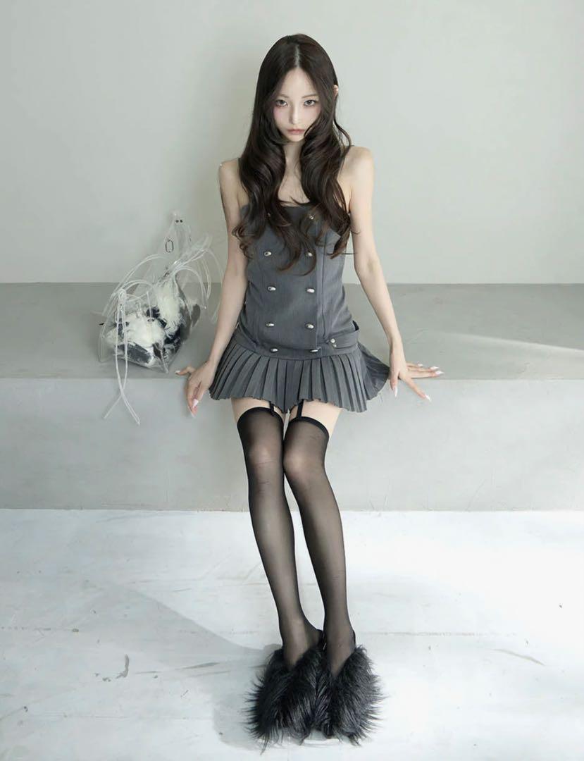 ワンピース theredthread S oval pleats dress theredthread S oval pleats dress ワンピース（S oval pleats