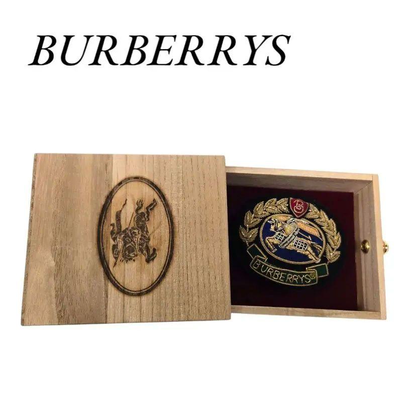 BURBERRYS 刺繍エンブレム ピンバッジ ワッペン 木製ボックス