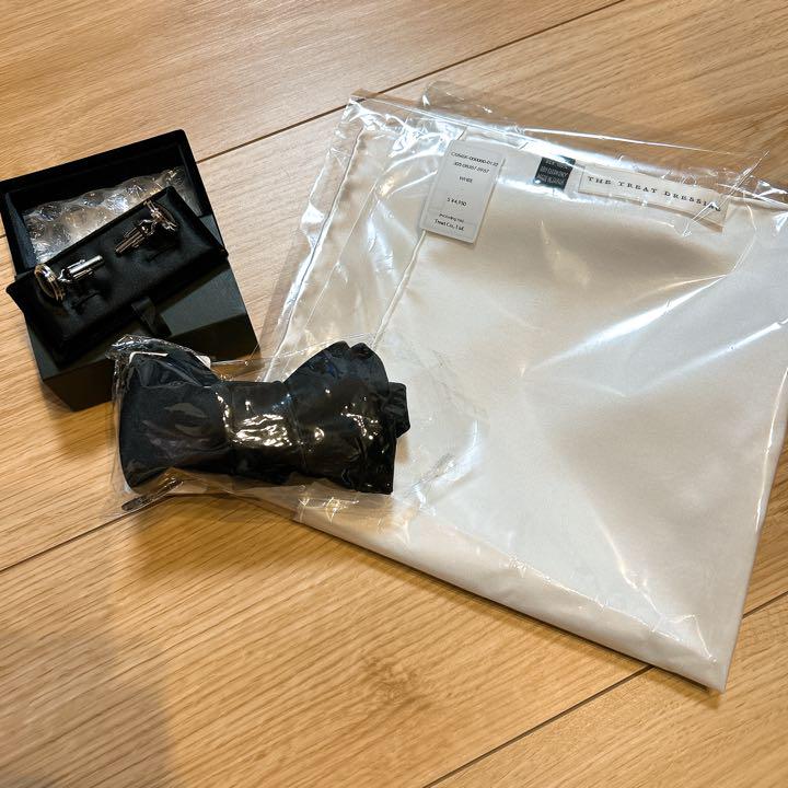 THE TREAT DRESSING 蝶ネクタイとカフスボタンとチーフ 新郎小物3点セット トリートドレッシング (蝶ネクタイ/チーフ