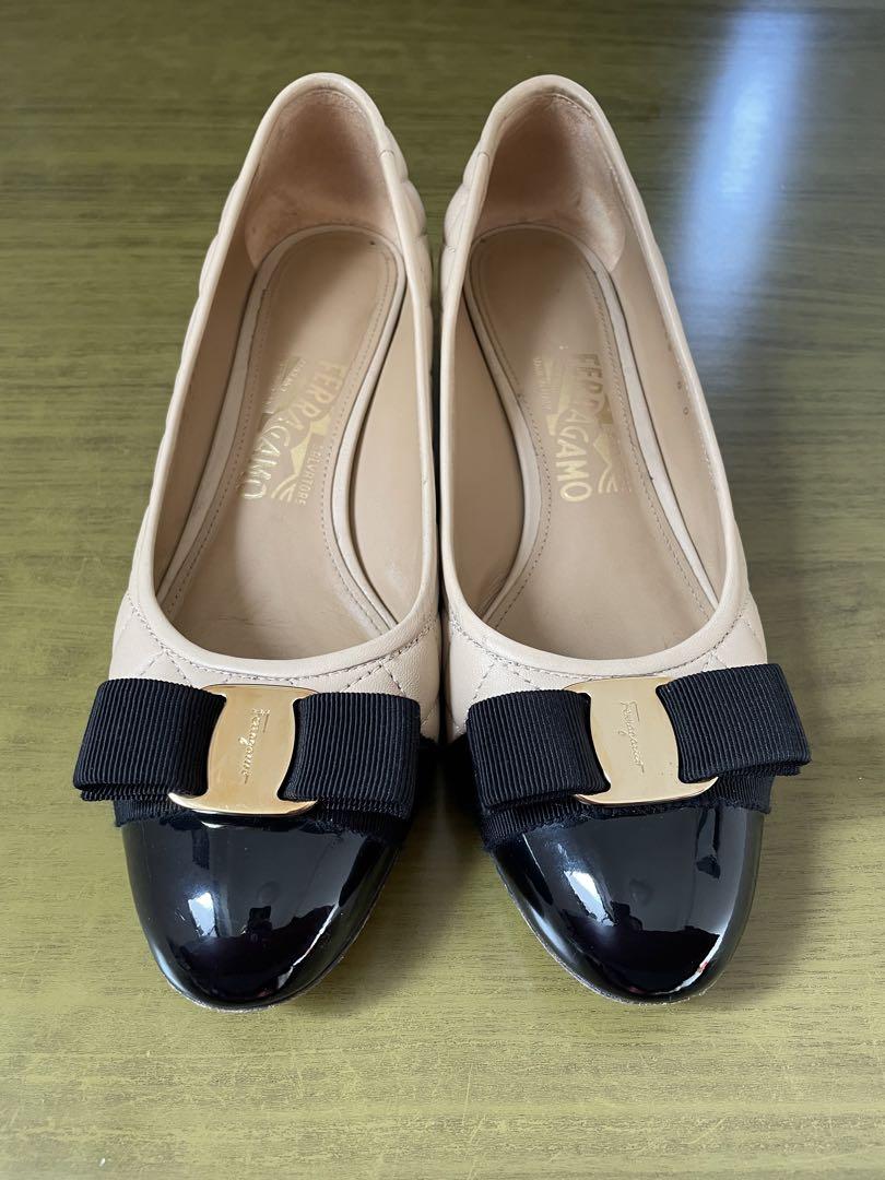 Salvatore Ferragamo パンプス キルティング ヴァラリボン 黒 三越伊勢丹 | FERRAGAMO/フェラガモ_Women通販 | ヴァラ 【送料