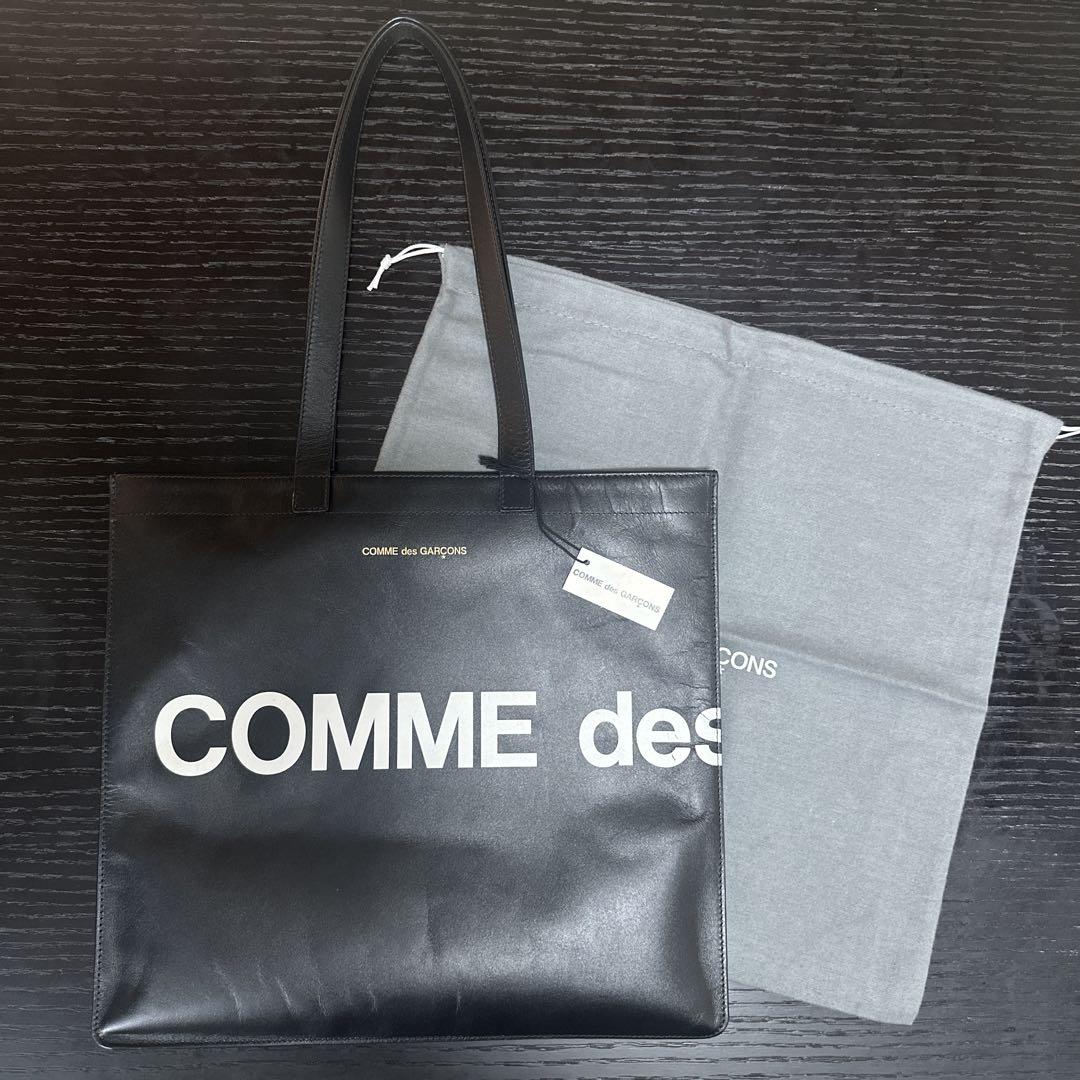 ふとした笑い様　COMME des GARÇONS ロゴトートバッグ　牛革 ふとした笑い様 COMME des GARÇONS ロゴトートバッグ 牛革