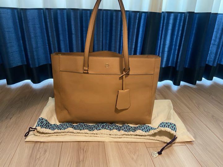 美品 トリーバーチ 本革トートバッグ (A4収納可能) （セール 11