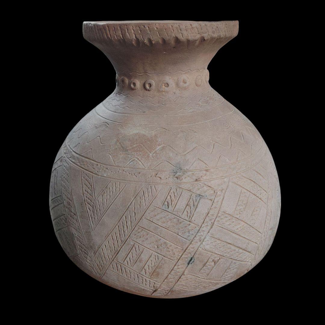 弥生土器 弥生後期 重三角文 （弥生土器複合口縁壺｜歴史資料館）