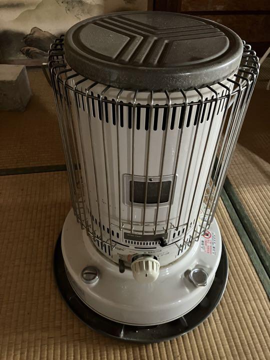 TOYOTOMI KS-67H(W)（対流型石油ストーブトヨトミ ks-67h