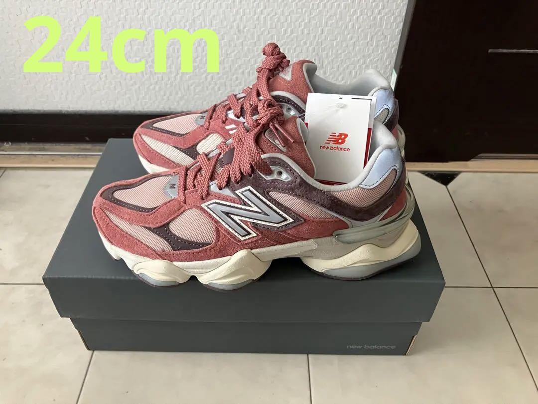 ニューバランス　9060 24cm 送料込】New Balance 9060 Sea Salt Silver ☆ニューバランス
