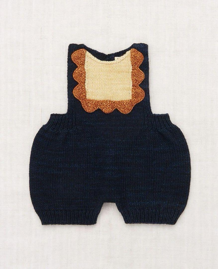 ロンパース・カバーオール Misha and Puff Scallop Bib Romper Baby Scallop Bib Romper – Misha & Puff