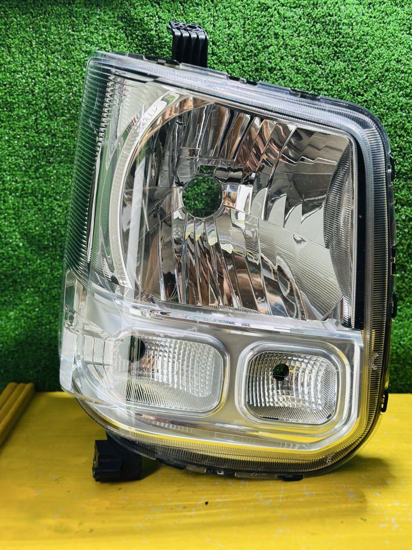 SUZUKIエブリイ DA17V 左右純正ヘッドライト( *オマケ付き) エブリイ DA17V ヘッドライト 右 (送料無料 通販 ファッション