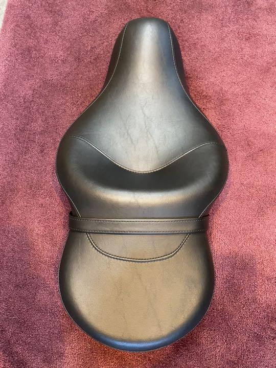 【美品】ハーレー純正 スポーツスター　サンダウナー・ディープバケットシート スポーツスター サンダウナー・ディープバケットシート