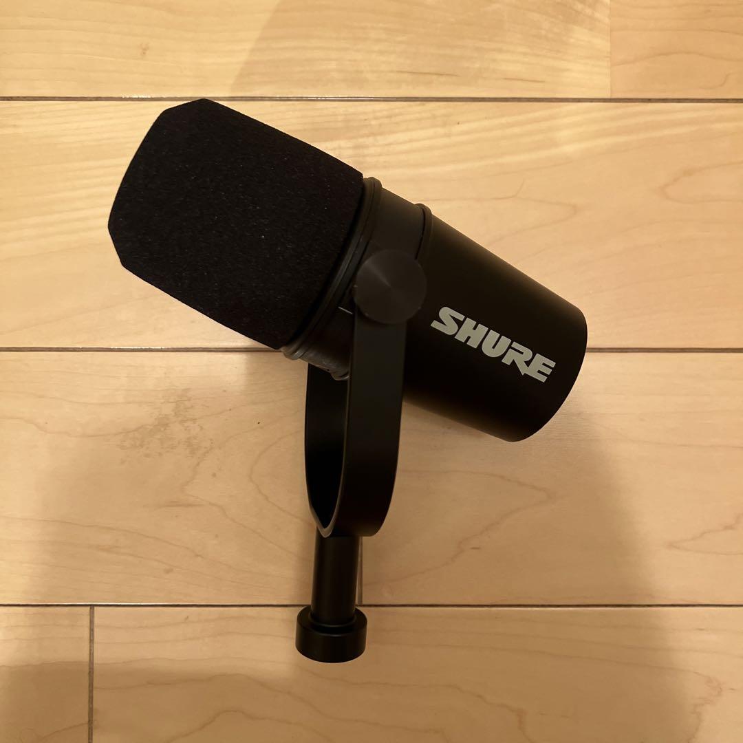 SHURE シュア MV7X 未使用品 Amazon | SHURE シュア MV7X ポッドキャストマイクロホン MV7X-J
