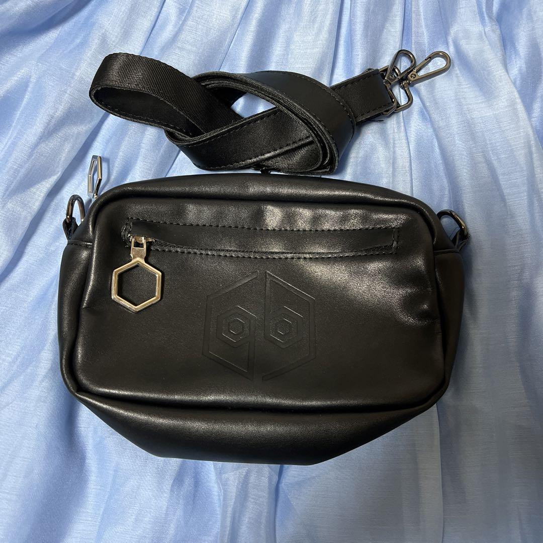 女王蜂 qb luxury mini bag ショルダーバッグ 女王蜂 qb luxury mini bag ショルダーバッグ（好きに 女王蜂 qb