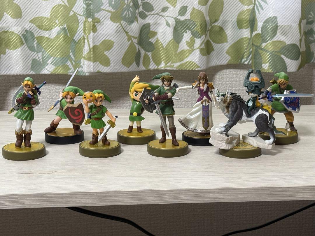 【最終セール】 ゼルダの伝説 amiibo アミーボ 18個セット ゼルダの伝説 アミーボ（amibo） 8体セット （ティアキン