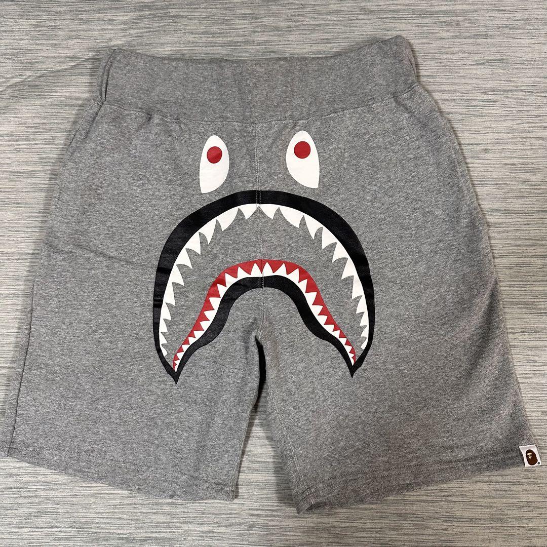 A Bathing Ape☆シャークハーフパンツ☆Mサイズ（タグ付き未使用