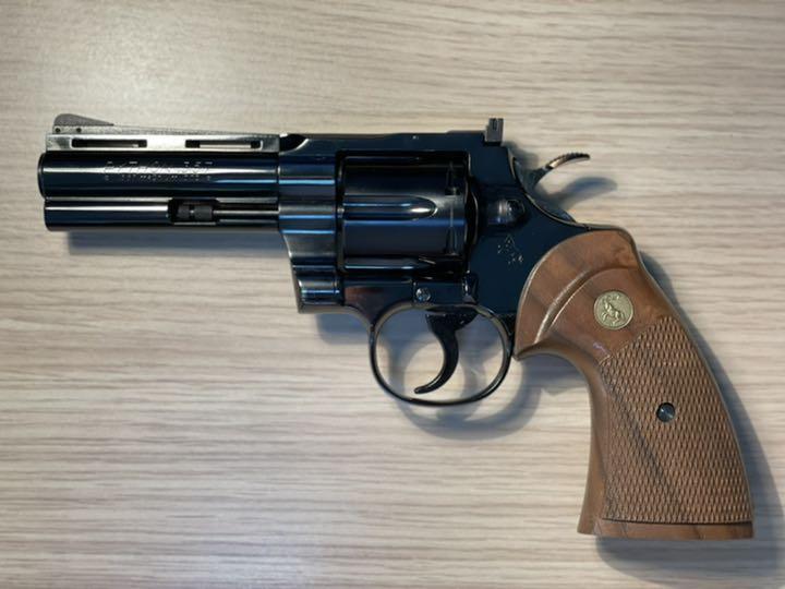 日本製TANAKAコルトパイソン4インチ TANAKA (タナカ) ガスリボルバー COLT PYTHON コルトパイソン 4