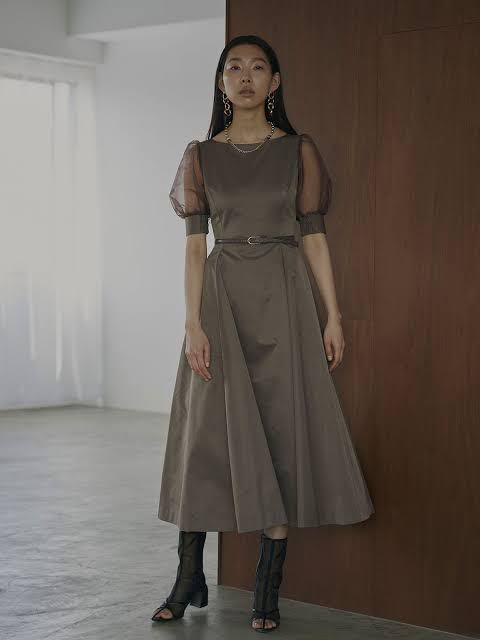 【アメリヴィンテージ】AMERI SHEER PUFF SLEEVE DRESS Ameri（アメリ）の「SHEER PUFF SLEEVE DRESS（ワンピース