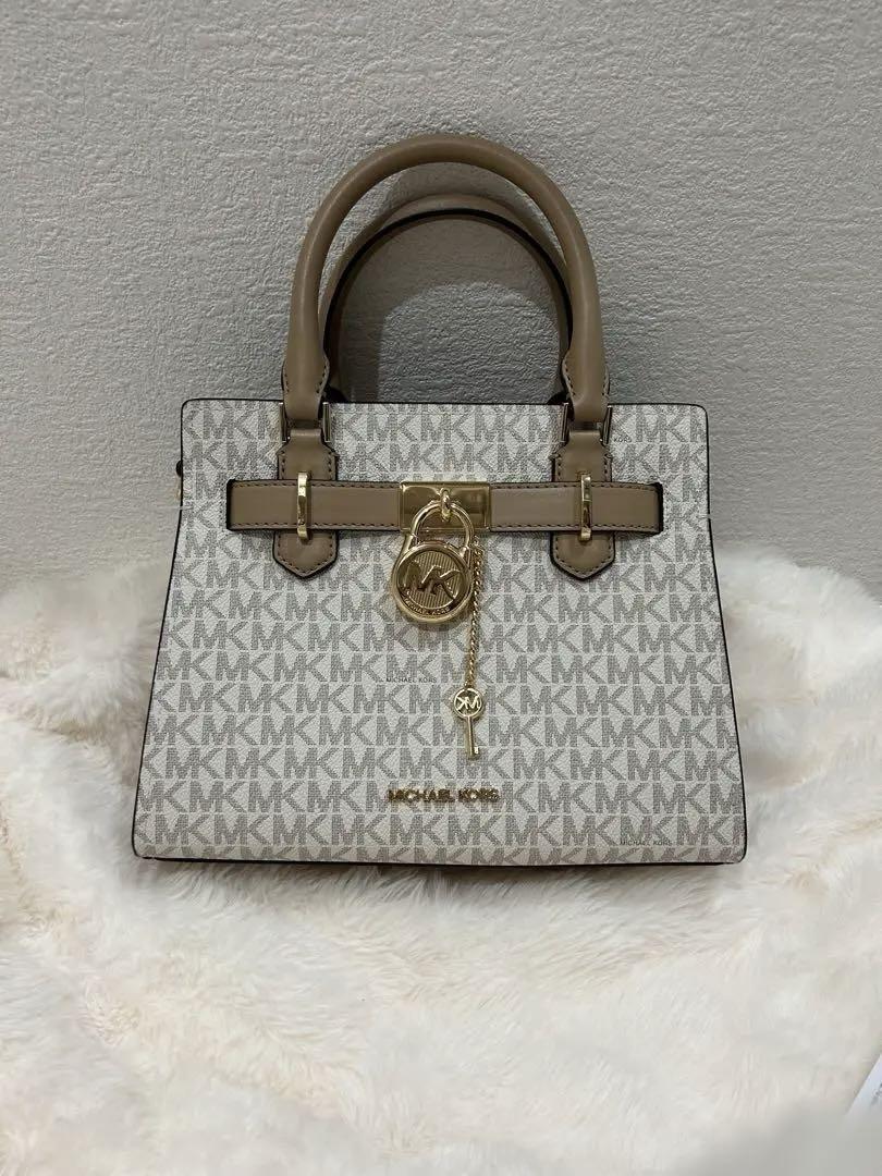 Michael Kors ハンドバッグ ホワイト/ベージュ 公式アウトレット】SHEILA センタージップ サッチェル スモール