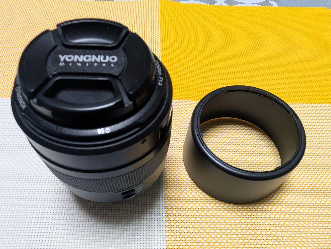 YONGNUO 50mm f1.4単焦点レンズ　レンズフードおまけ付き YONGNUO 50mm f1.4単焦点レンズ レンズフード付き（YONGNUO