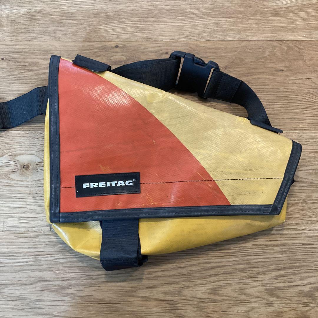 アクセサリー FREITAG F31 KNIGHT RIDER FREITAG KNIGHT Rider F31 RARE RED × BLUE × WHITEMessenger