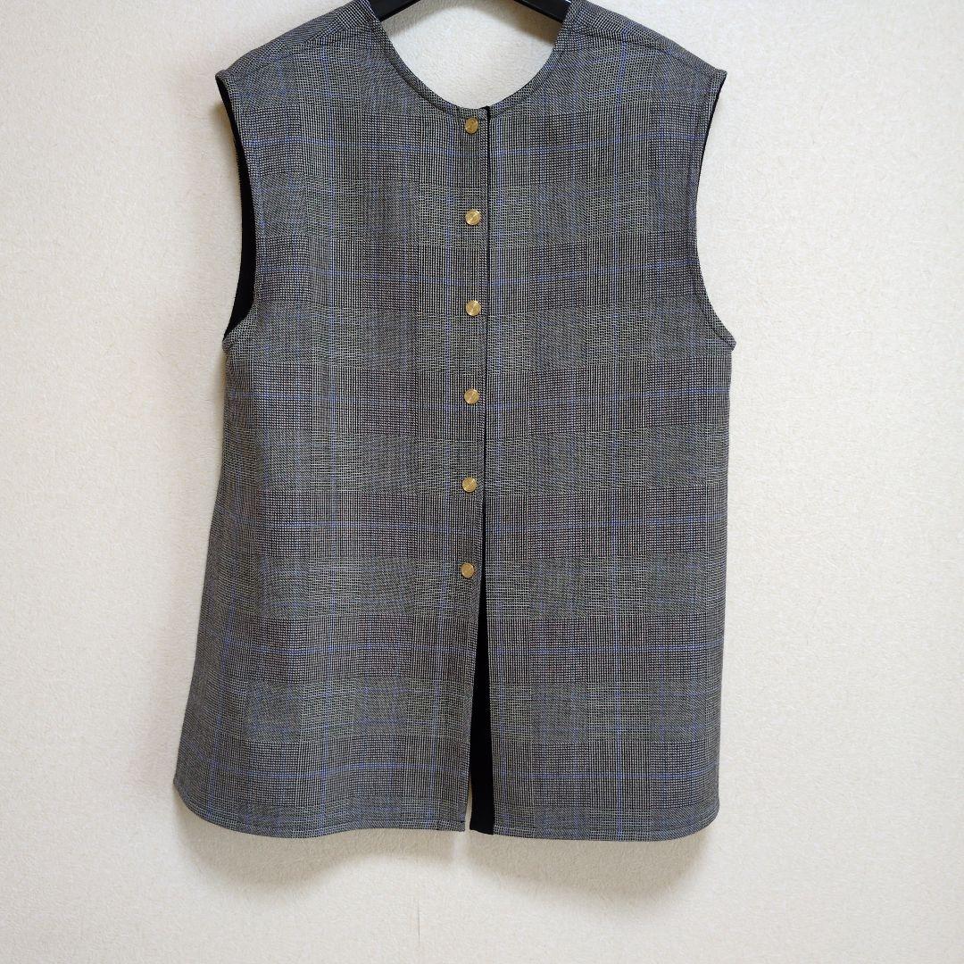 TOMORROWLANDcollection ウールシルクブロックトゥース ジレ