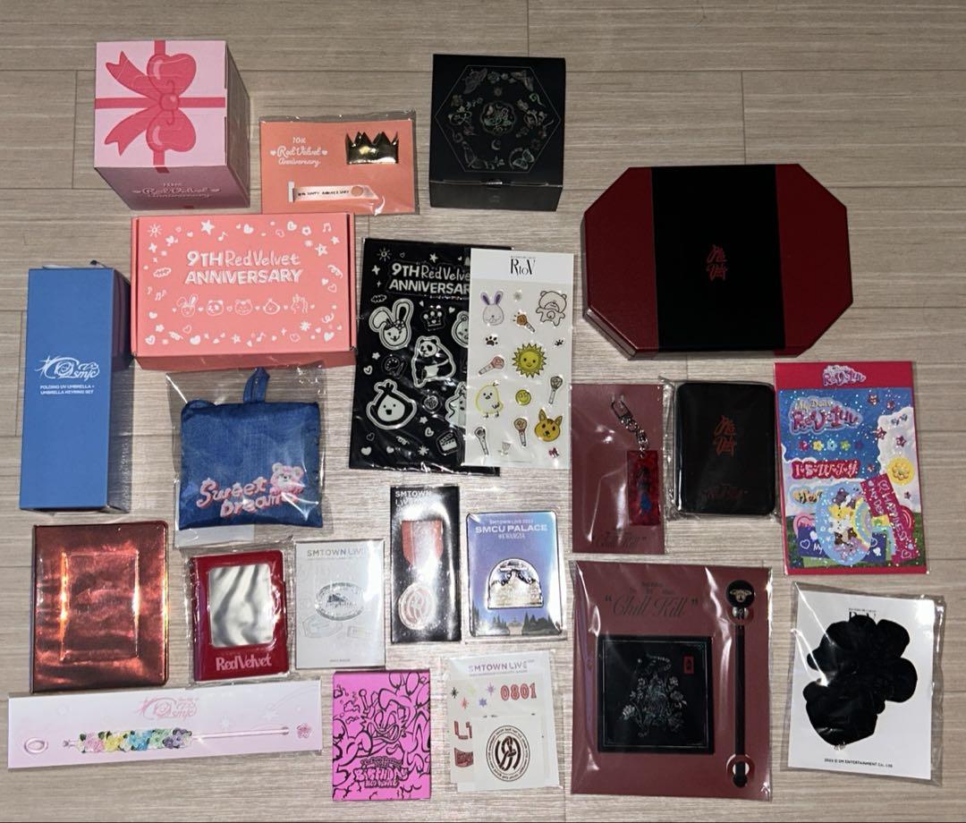 redvelvet グッズ　22点 redvelvet グッズ 22点 （REDVELVET - MOIZA OFFICIAL STORE）
