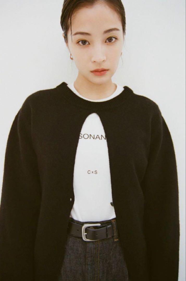 CLANE 広瀬すずW FACE CENTER SLIT KNIT TOPS 広瀬すず×CLANE W FACE CENTER SLIT KNIT TOPS - メルカリ
