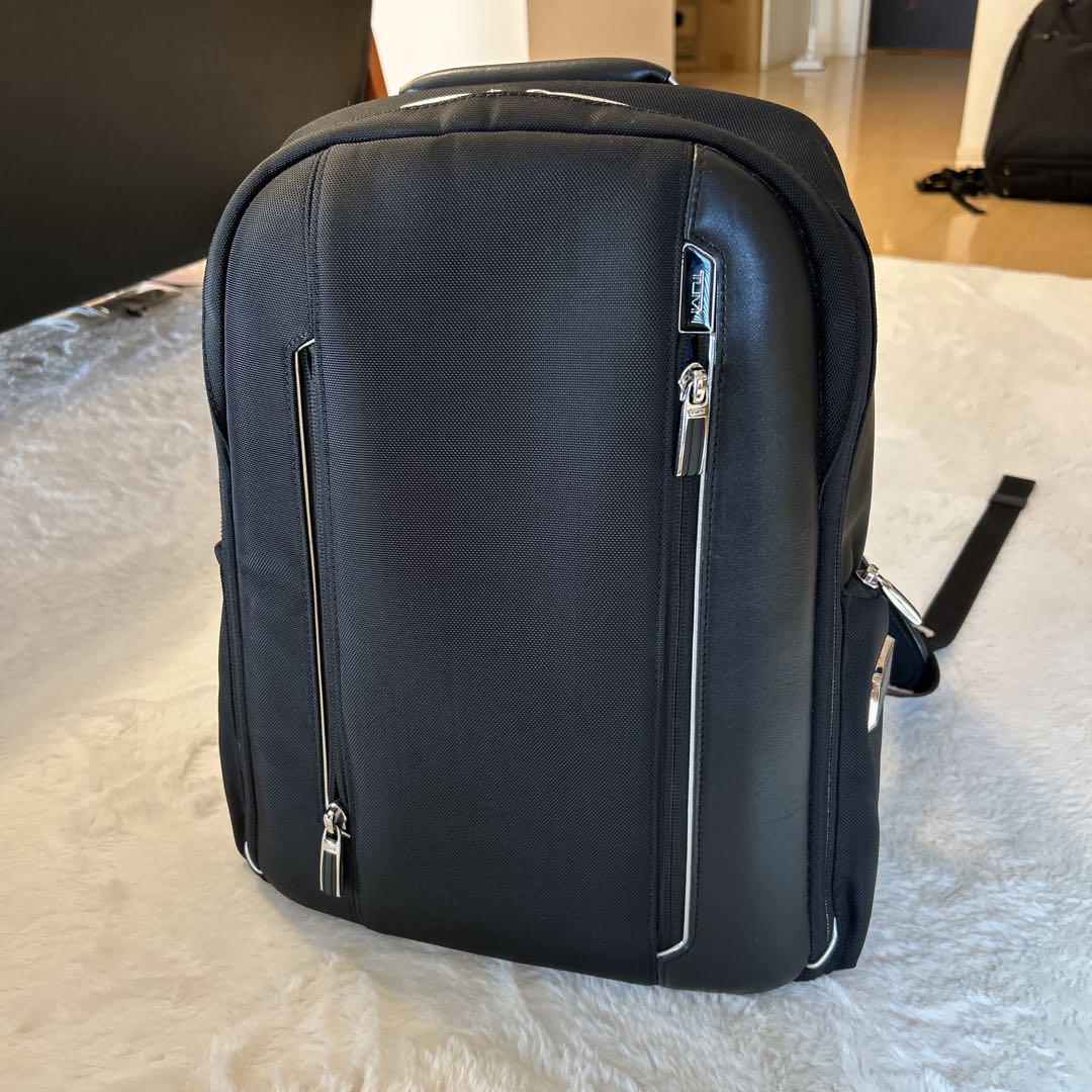 未使用✨TUMI トゥミ Logan ローガン リュック バッグパック 通勤 未使用✨TUMI トゥミ Logan ローガン リュック バッグパック