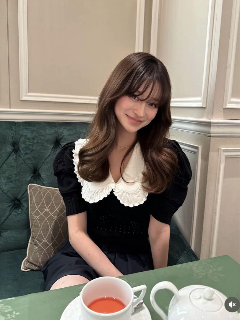 Bibiy. EMILIA COLLAR KNIT BLACK（Sienna Striped Ribbed Top