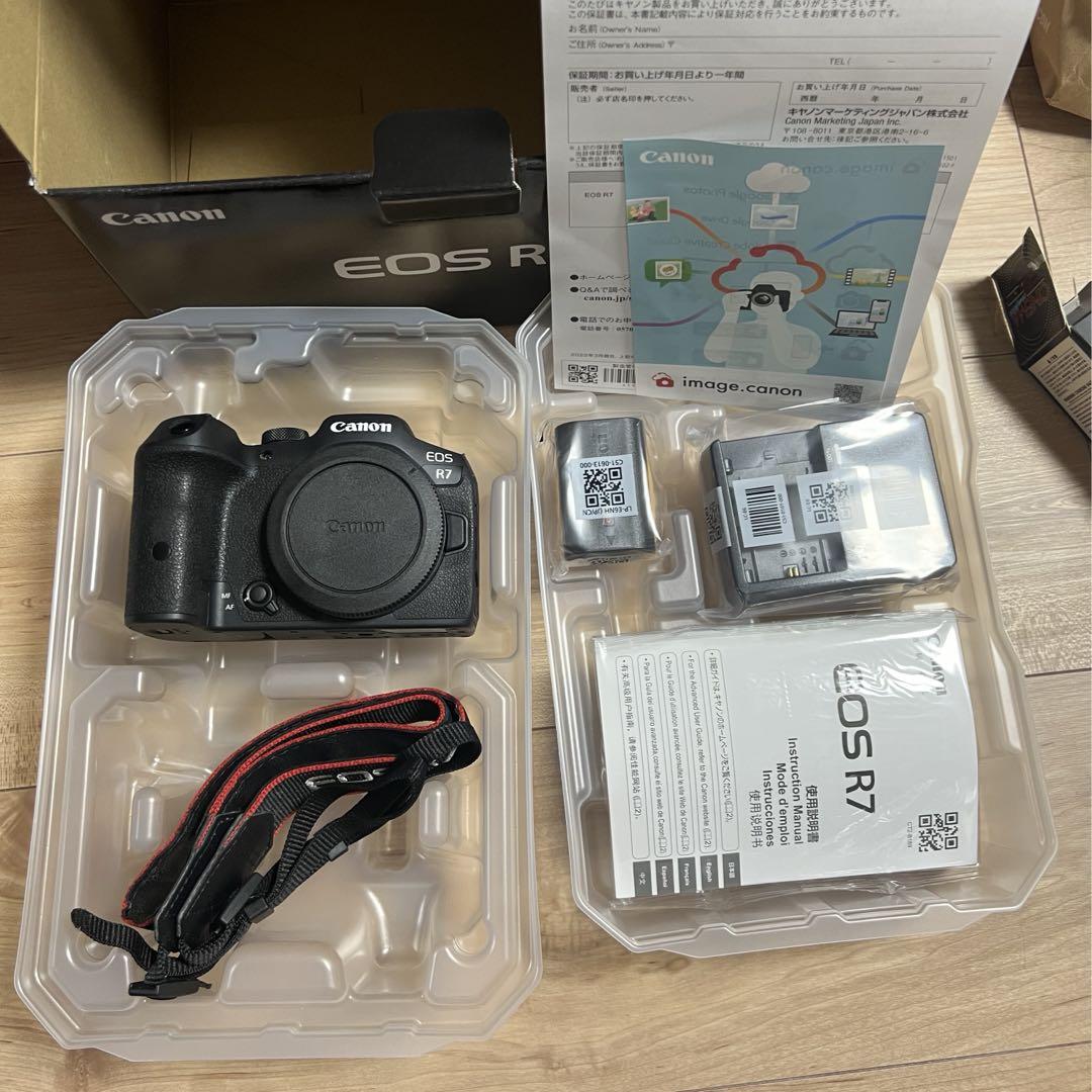 Canon EOS 7s 一眼レフカメラ 完動品 防湿庫保管 Canon EOS 7s 一眼レフカメラ 完動品 防湿庫保管