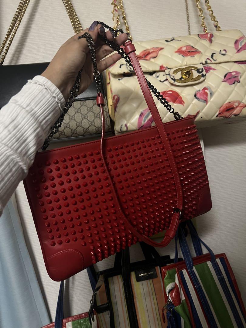 クリスチャンルブタン　スタッズ付きピンククラッチバッグ Christian Louboutin クラッチバッグパテントレザーxスタッズ