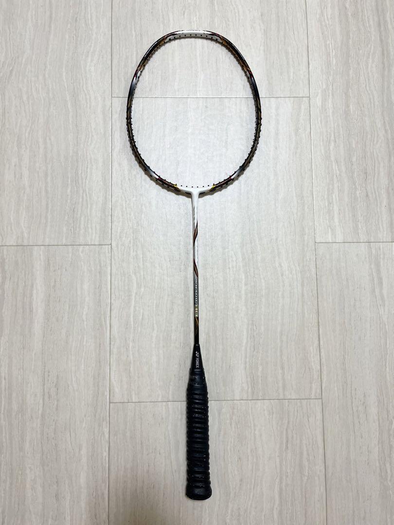 ヨネックス バドミントンラケット VOLTRIC80 3UG5 YONEX VOLTRIC 80バドミントンラケット3UG5 バドミントン