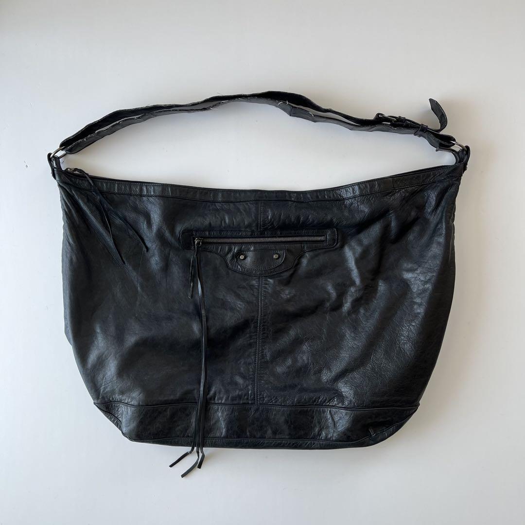 BALENCIAGA COURIER Crossbody Bag（Balenciaga Gray Motocross