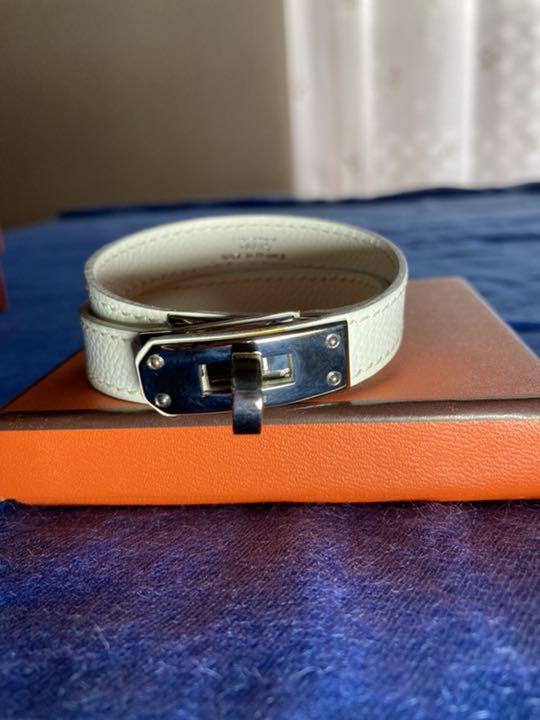 クリスマスお値下げ　エルメス　レザーブレスレット　シルバー金具 HERMES エルメス レザーブレスレット シルバー金具 ブラック